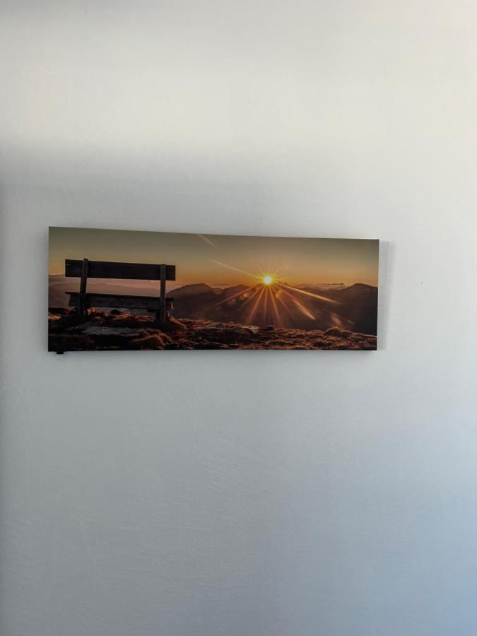 Ruhige Gruene Oase Bei Flughafen Schwechat Exteriér fotografie